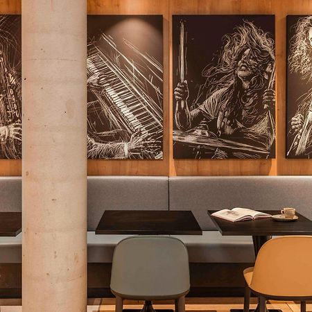 Ibis Paris Gare Montparnasse Catalogne Hotel Buitenkant foto