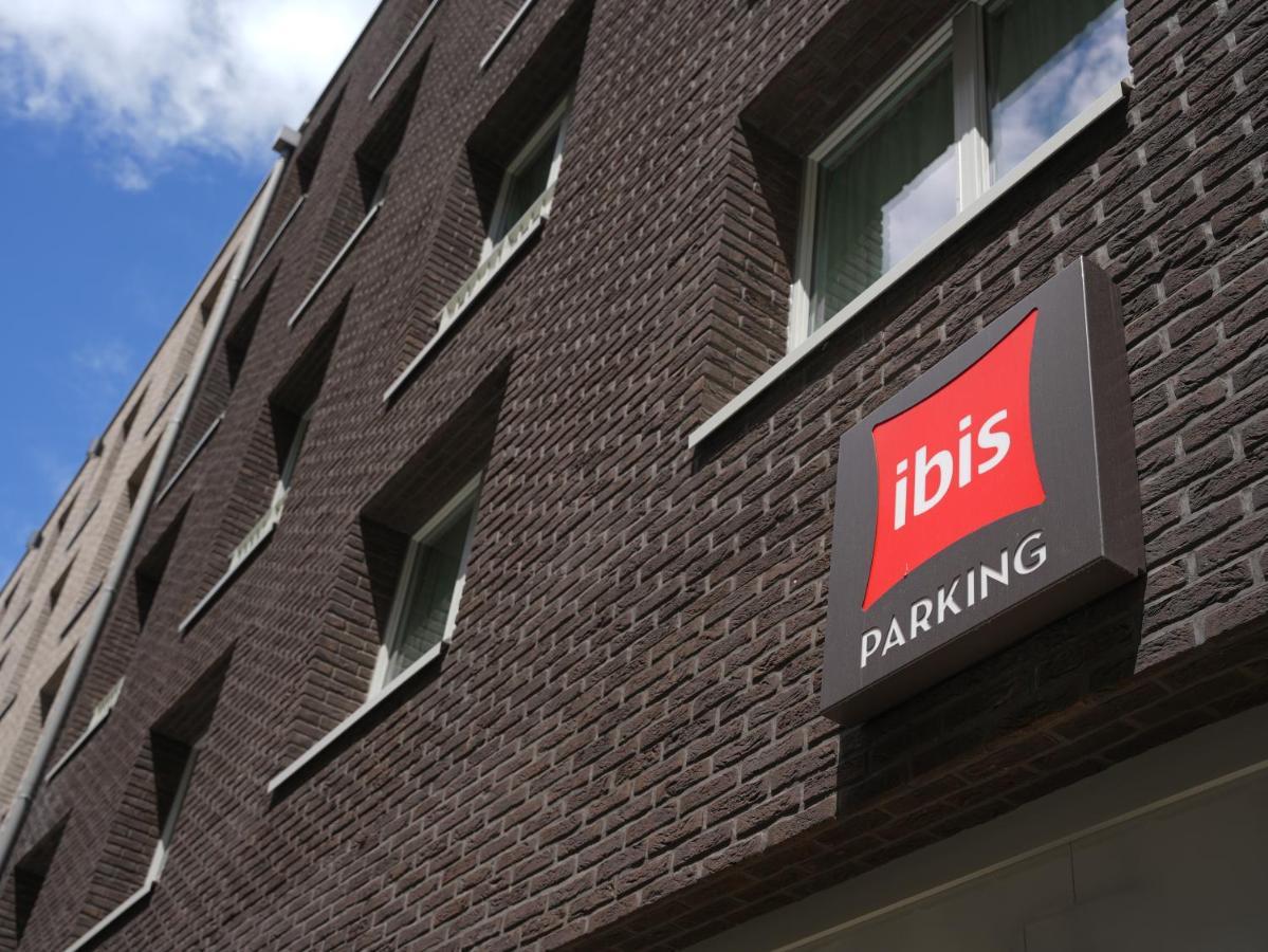 Ibis Paris Gare Montparnasse Catalogne Hotel Buitenkant foto