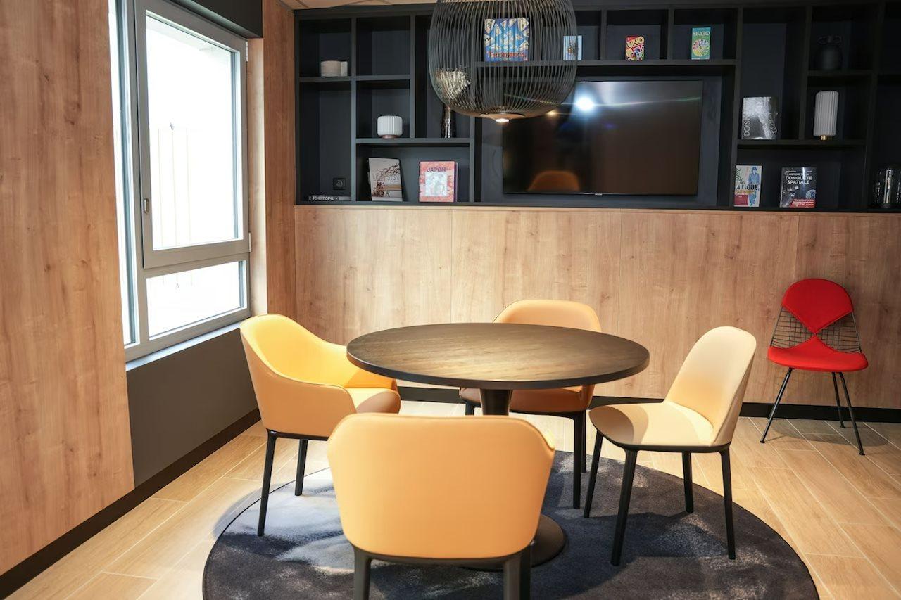 Ibis Paris Gare Montparnasse Catalogne Hotel Buitenkant foto