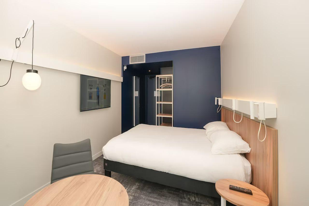 Ibis Paris Gare Montparnasse Catalogne Hotel Buitenkant foto