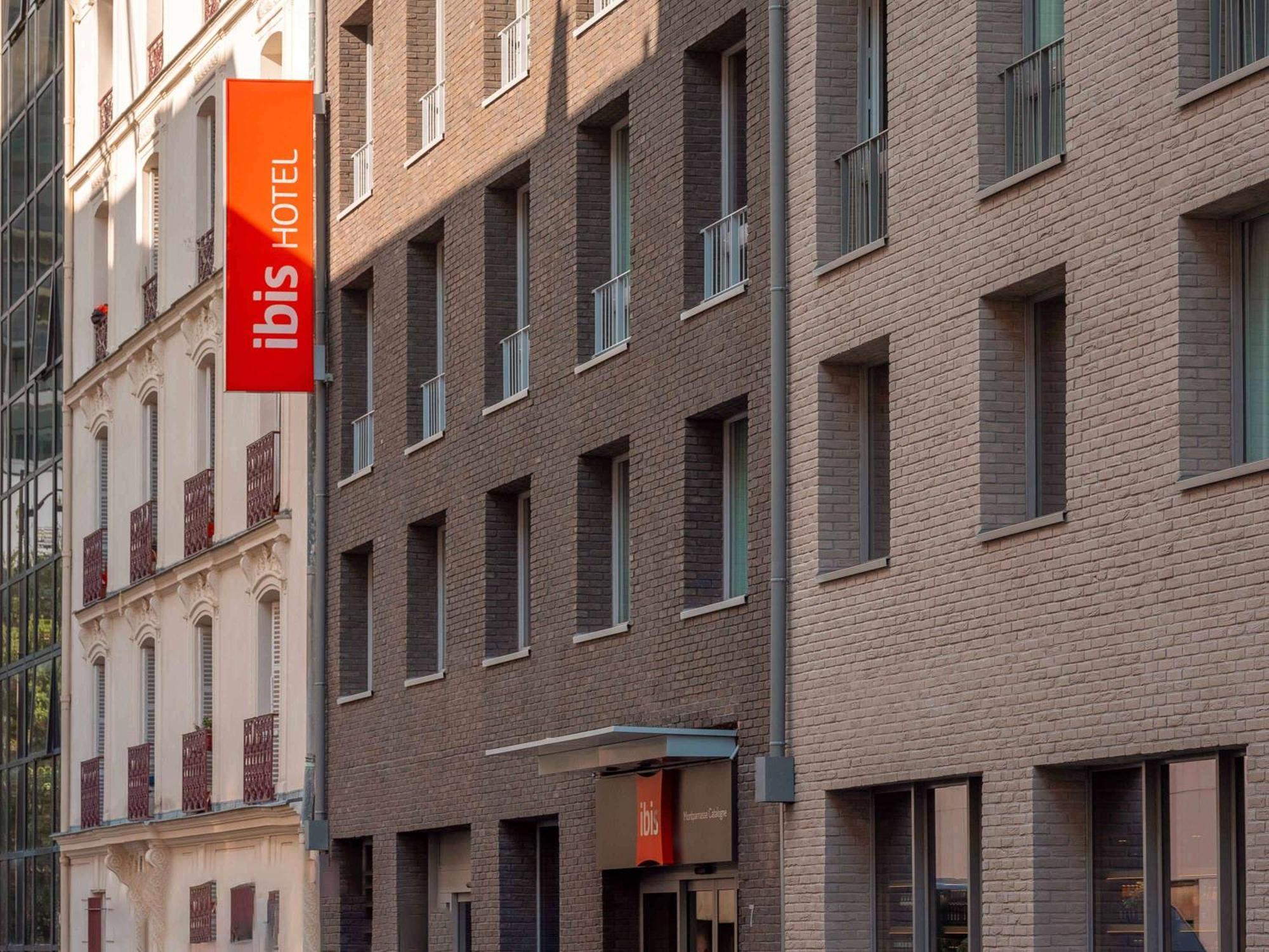 Ibis Paris Gare Montparnasse Catalogne Hotel Buitenkant foto