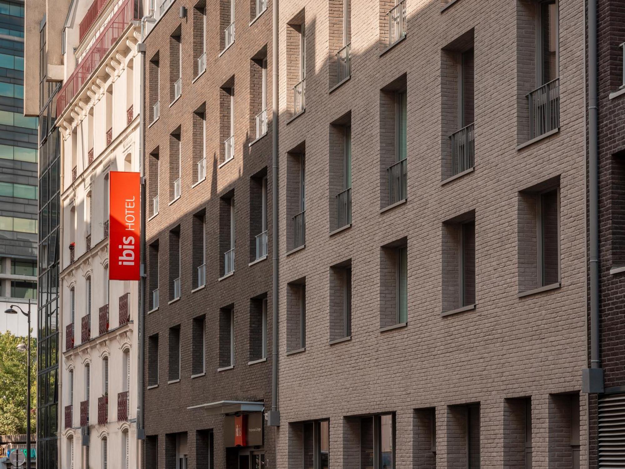 Ibis Paris Gare Montparnasse Catalogne Hotel Buitenkant foto